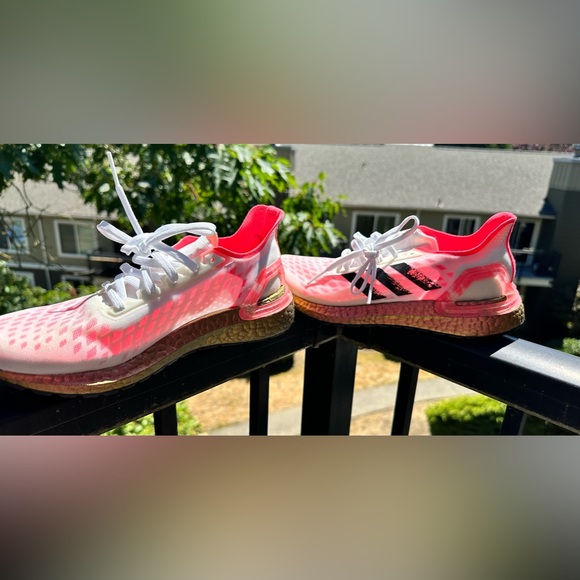 ADIDAS ULTRA BOOST PB Women’s Sz 6 - Picture 2 of 5